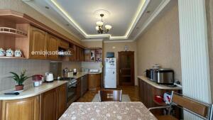 Bakı, yeni tikili 3 otaqlı, satılır, 140 m²  , Yasamal rayonu