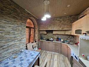 Abşeron, həyət evi 6 otaqlı, satılır, 240 m² , 2 sot , Masazır