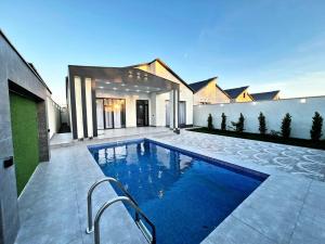 Bakı, bağ/həyət evi 4 otaqlı, satılır, 150 m² , 3.3 sot , Xəzər rayonu, Şüvəlan