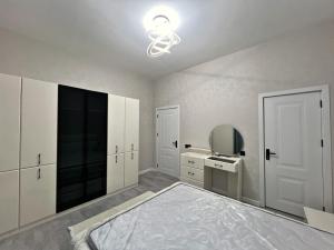 Bakı, həyət evi 4 otaqlı, satılır, 160 m² , 4 sot , Xəzər rayonu, Şüvəlan