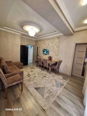 Bakı, yeni tikili 3 otaqlı, satılır, 72 m²  , Yasamal rayonu, Yeni Yasamal qəs.