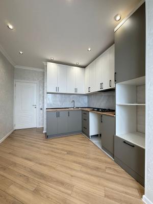 Bakı, köhnə tikili 3 otaqlı, satılır, 85 m²  , Nizami rayonu, 8-ci kilometr