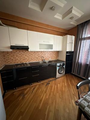 Bakı, yeni tikili 3 otaqlı, kirayə, 110 m²  , Yasamal rayonu, Yasamal qəs.