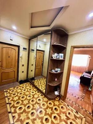 Bakı, köhnə tikili 3 otaqlı, satılır, 85 m²  , Nizami rayonu, 8-ci kilometr