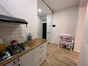 Bakı, köhnə tikili 2 otaqlı, günlük kirayə, 69 m²  , Səbail rayonu