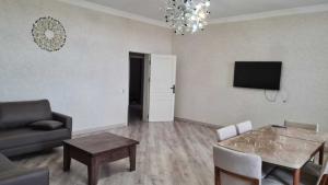 Bakı, yeni tikili 3 otaqlı, kirayə, 160 m²  , Nərimanov rayonu