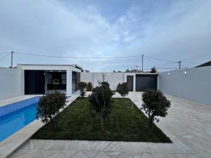 Bakı, həyət evi 4 otaqlı, satılır, 160 m² , 4.5 sot , Xəzər rayonu, Şüvəlan