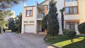 Bakı, ofis 7 otaqlı, kirayə, 380 m²  , Yasamal rayonu, Yasamal qəs.