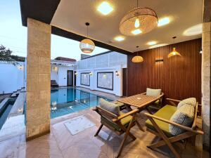 Bakı, həyət evi 4 otaqlı, satılır, 170 m² , 4.2 sot , Xəzər rayonu, Şüvəlan