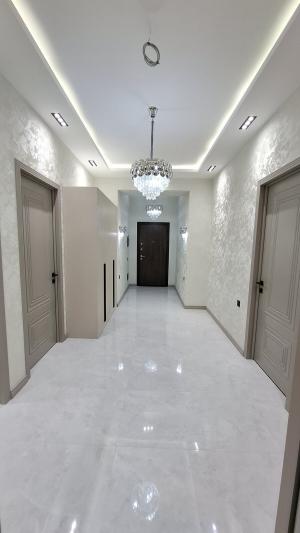 Bakı, yeni tikili 3 otaqlı, satılır, 130 m²  , Yasamal rayonu, Yasamal qəs.