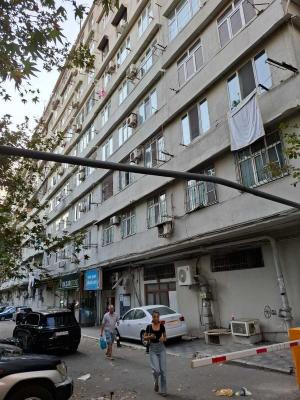Bakı, köhnə tikili 2 otaqlı, satılır, 60 m²  , Nərimanov rayonu