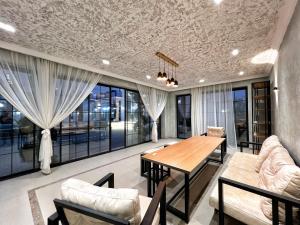 Bakı, həyət evi 6 otaqlı, satılır, 460 m² , 14 sot , Xəzər rayonu, Mərdəkan