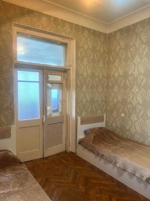 Bakı, köhnə tikili 3 otaqlı, satılır, 80 m²  , Nərimanov rayonu