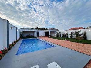 Bakı, həyət evi 4 otaqlı, satılır, 220 m² , 6 sot , Xəzər rayonu, Mərdəkan