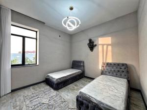 Bakı, həyət evi 4 otaqlı, satılır, 300 m² , 9 sot , Xəzər rayonu, Mərdəkan