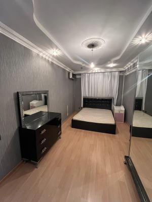 Xırdalan, yeni tikili 2 otaqlı, satılır, 70 m²  