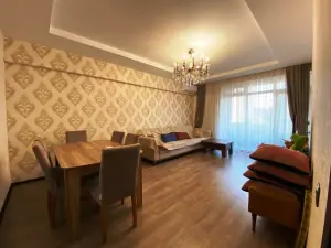 3 otaqlı köhnə tikili, satılır, 85 m², Bakı, Nizami rayonu, 8-ci kilometr