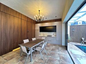 Bakı, həyət evi 5 otaqlı, satılır, 220 m² , 5 sot , Xəzər rayonu, Mərdəkan