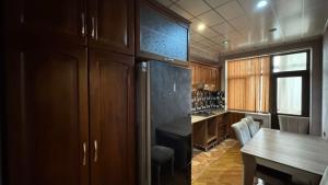 Bakı, köhnə tikili 2 otaqlı, günlük kirayə, 55 m²  , Nizami rayonu, 8-ci kilometr