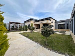Bakı, həyət evi 4 otaqlı, satılır, 190 m² , 6.3 sot , Xəzər rayonu, Mərdəkan