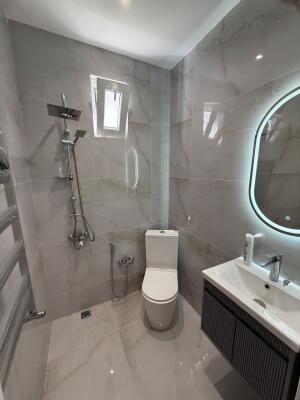 Bakı, həyət evi 4 otaqlı, satılır, 130 m² , 2.5 sot , Xəzər rayonu, Şüvəlan