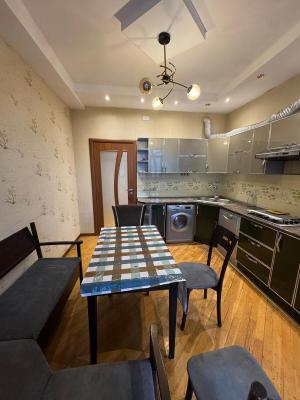 Bakı, yeni tikili 2 otaqlı, satılır, 75 m²  , Yasamal rayonu, Yasamal qəs.
