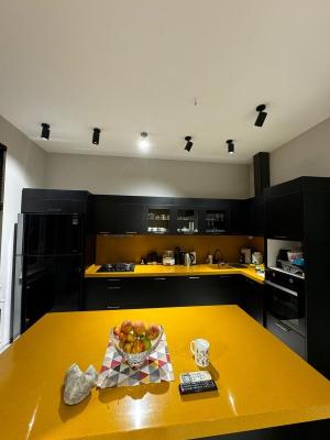 Bakı, yeni tikili 3 otaqlı, satılır, 126 m²  , Səbail rayonu, Badamdar qəs.