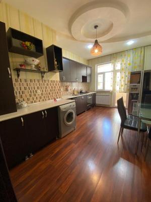 Bakı, yeni tikili 2 otaqlı, kirayə, 95 m²  , Xətai rayonu