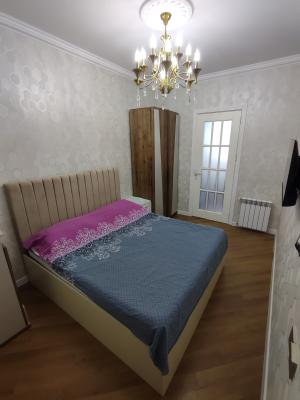 Bakı, yeni tikili 3 otaqlı, satılır, 120 m²  , Yasamal rayonu, Yeni Yasamal qəs.