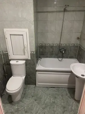 3 комната старое здание, продажа, 90 m², Бакы, Јасамал рајону, Јасамал гәс.