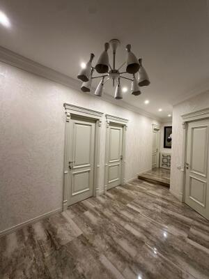 Bakı, yeni tikili 5 otaqlı, satılır, 245 m²  , Yasamal rayonu
