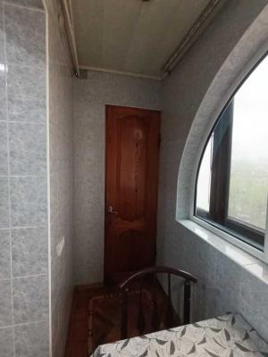 Bakı, köhnə tikili 5 otaqlı, satılır, 120 m²  , Binəqədi rayonu, 8-ci mikrorayon