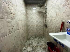 Bakı, köhnə tikili 2 otaqlı, satılır, 66 m²  , Nizami rayonu, 8-ci kilometr