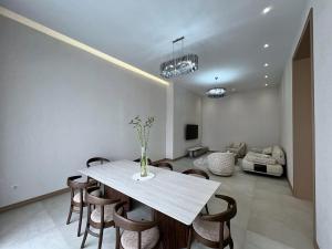 Bakı, həyət evi 4 otaqlı, satılır, 200 m² , 6 sot , Xəzər rayonu, Mərdəkan