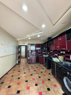 Bakı, yeni tikili 4 otaqlı, satılır, 180 m²  , Xətai rayonu