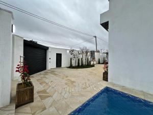 Bakı, bağ/həyət evi 4 otaqlı, satılır, 220 m² , 4.3 sot , Xəzər rayonu, Şüvəlan