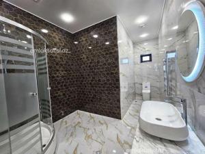 Bakı, həyət evi 4 otaqlı, satılır, 280 m² , 4 sot , Xəzər rayonu, Mərdəkan