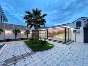 Bakı, həyət evi 5 otaqlı, satılır, 250 m² , 5 sot , Xəzər rayonu, Şüvəlan