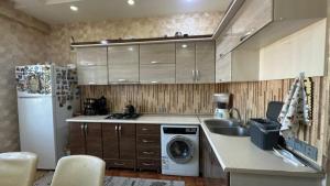 Bakı, yeni tikili 3 otaqlı, satılır, 115 m²  , Nizami rayonu, 8-ci kilometr
