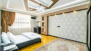 Bakı, yeni tikili 3 otaqlı, kirayə, 135 m²  , Yasamal rayonu, Yeni Yasamal qəs.
