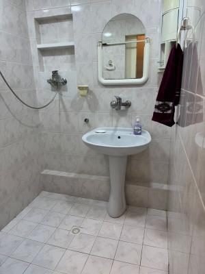 Bakı, köhnə tikili 3 otaqlı, satılır, 76 m²  , Səbail rayonu